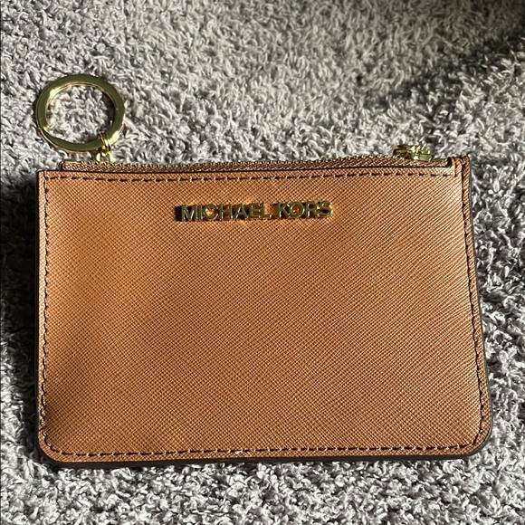 Michael Kors Brown Card Holder with Gold Details - Picture 1 of 3
